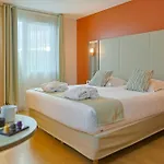 Seven Urban Centre Hotel