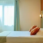 ホテル セブン アーバン スイーツ サントル