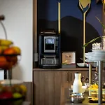 ホテル セブン アーバン スイーツ サントル