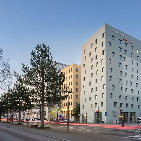 Hotel Seven Urban Centre 4*