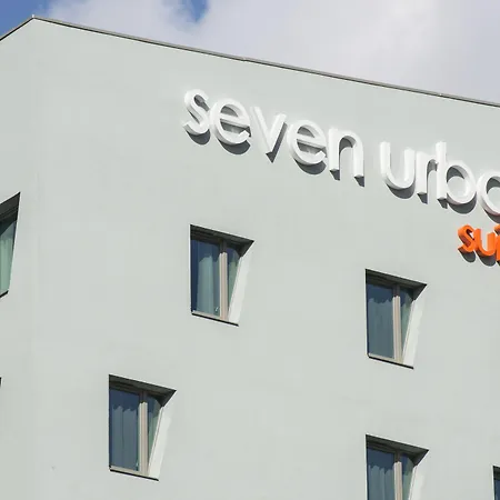 호텔 Seven Urban Centre 4*