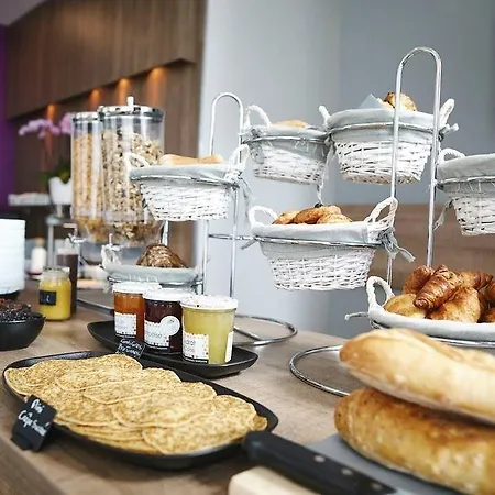 太阳城七城市套房大厦 酒店