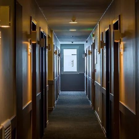 Hotel Seven Urban Centre