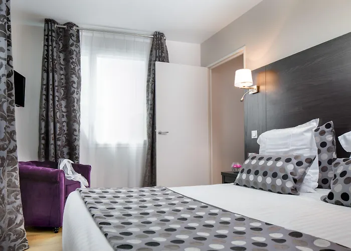 Seven Urban Centre Hotel 4*