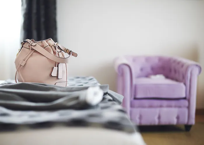 太阳城七城市套房大厦 4*