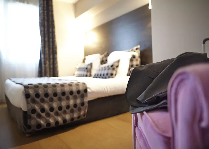 太阳城七城市套房大厦 南特