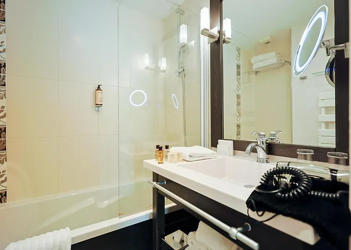 Seven Urban Centre 4*