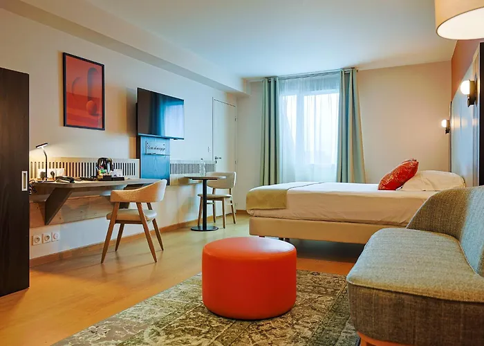 Seven Urban Centre 4*