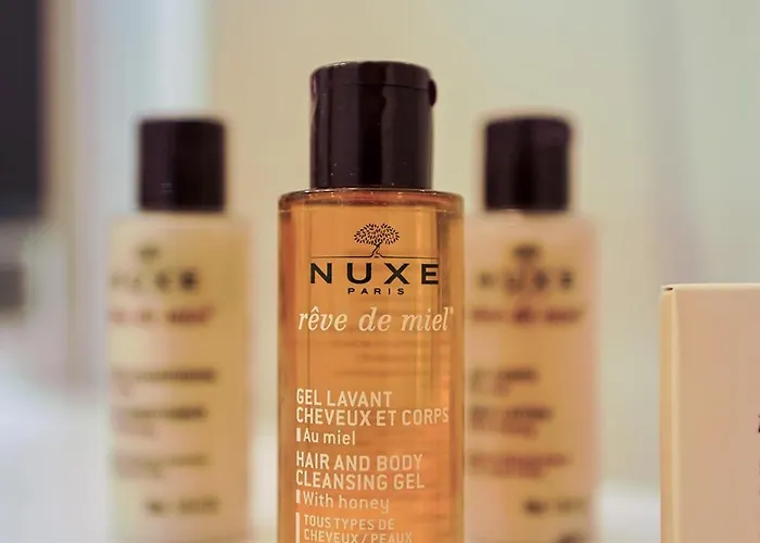 Hotel Seven Urban Centre