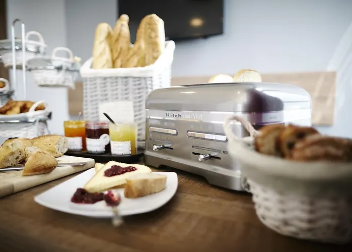 Seven Urban Centre 4*