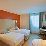 Otel Seven Urban Centre Nantes