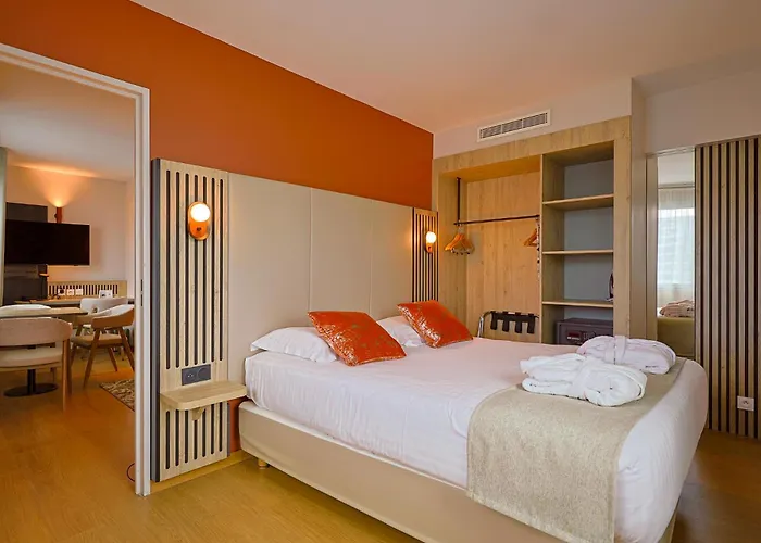 Szálloda Seven Urban Centre 4*