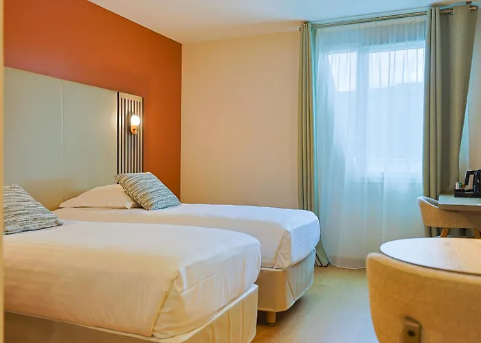 Seven Urban Centre 4*