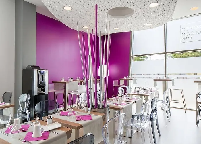 Seven Urban Centre Hotel 4*